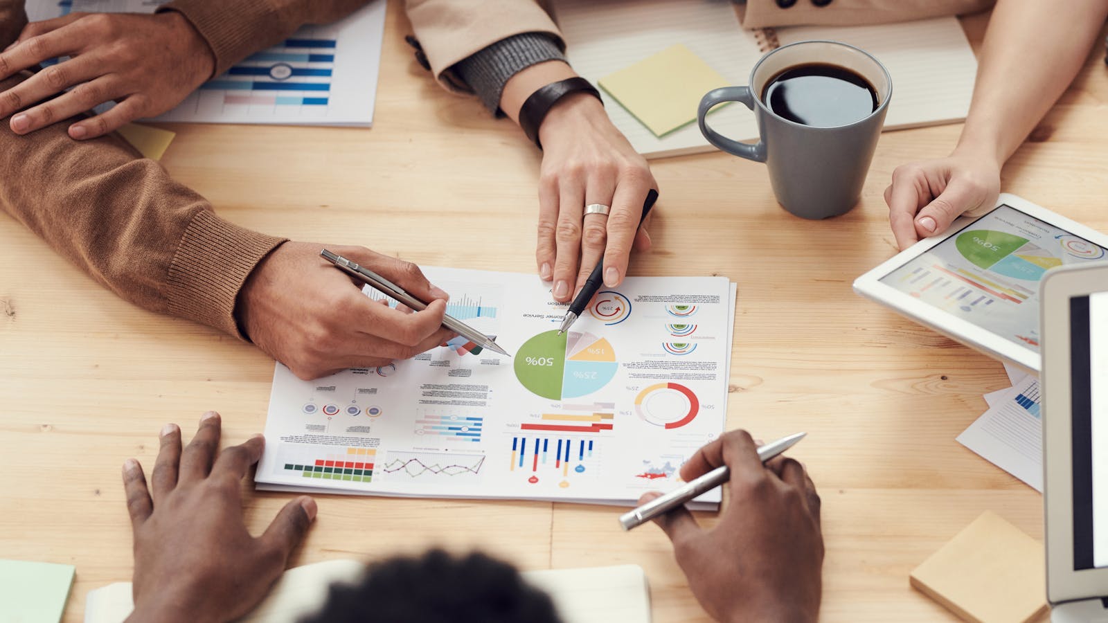 AI for Small Business Owners: 7 Free Wins to Start This Week